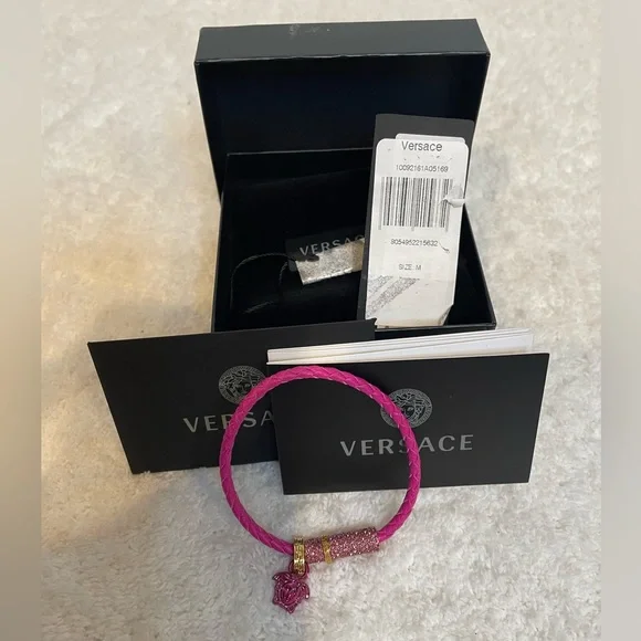 NWT Versace Crystal-embellished Leather Bracelet with Medusa charm-medium - Picture 5 of 9